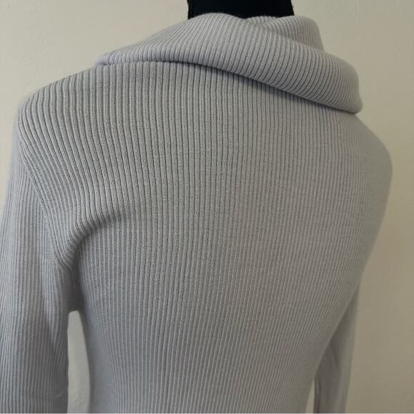 Max Mara Leisure Lorena Turtleneck Off- Shoulder Ribbed Wool Sweater Pale Blue - Picture 6 of 11